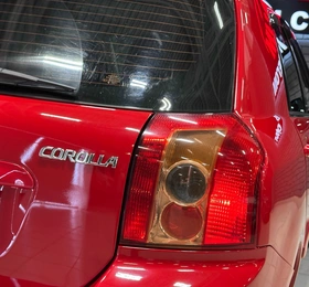 Хетчбэк Toyota Corolla 2006 года, 637000 рублей, Красноярск