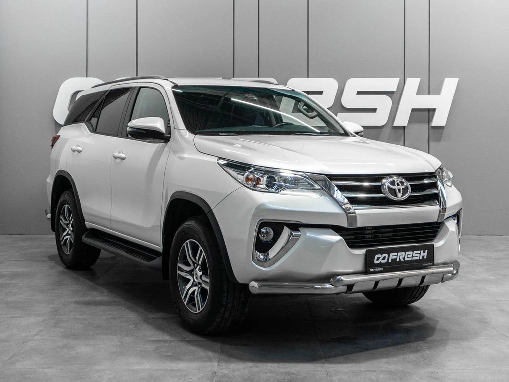Внедорожник Toyota Fortuner 2019 года, 4240000 рублей, Тюмень