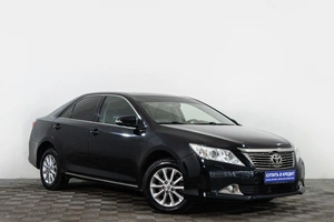 Седан Toyota Camry 2013 года, 1799000 рублей, Сургут