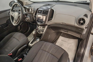 Седан Chevrolet Aveo 2014 года, 599000 рублей, Челябинск