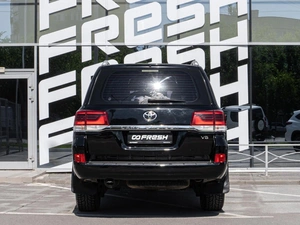 Внедорожник Toyota Land Cruiser 2016 года, 4450000 рублей, Волгоград