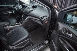 Внедорожник Ford Kuga 2016 года, 1349000 рублей, Красноярск