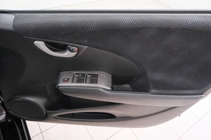 Хетчбэк Honda Fit 2013 года, 899000 рублей, Красноярск