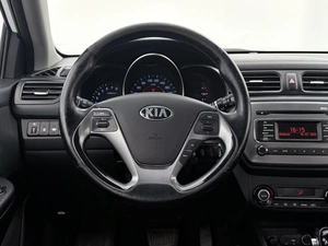 Хетчбэк Kia Rio 2016 года, 999000 рублей, Орёл