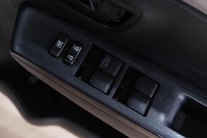 Хетчбэк Toyota Vitz 2013 года, 699000 рублей, Новокузнецк