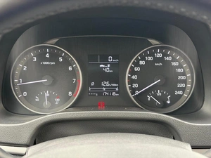 Седан Hyundai Elantra 2018 года, 1570000 рублей, Ижевск