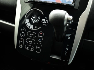 Хетчбэк Mitsubishi EK Wagon 2013 года, 690000 рублей, Краснодар