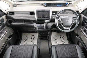 Минивэн Honda Freed 2017 года, 1539000 рублей, Красноярск