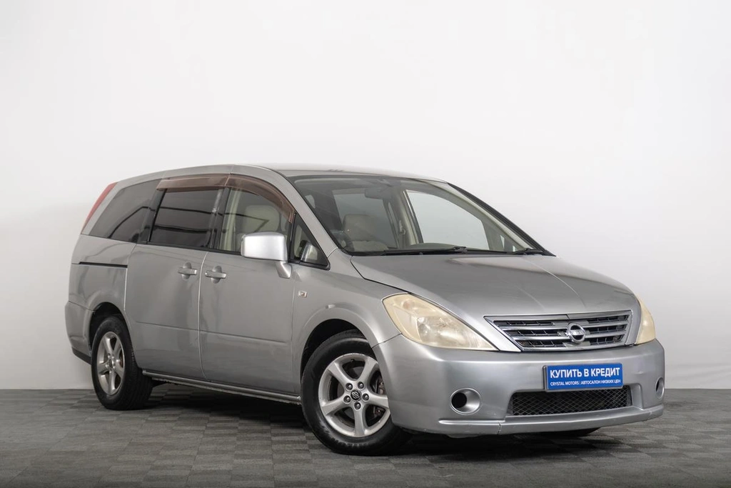 Минивэн Nissan Presage 2003 года, 669000 рублей, Томск