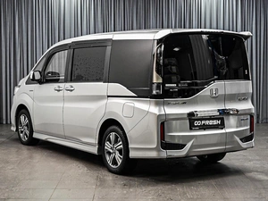 Минивэн Honda Stepwgn Spada 2018 года, 2650000 рублей, Ставрополь