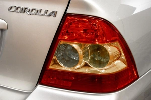 Седан Toyota Corolla 2004 года, 499000 рублей, Барнаул