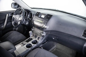 Внедорожник Toyota Highlander 2013 года, 1949000 рублей, Пермь