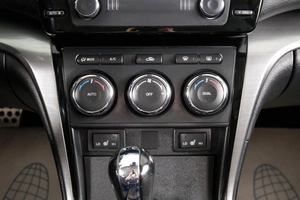 Седан Mazda 6 2011 года, 1029000 рублей, Пермь
