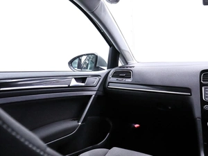 Универсал Volkswagen Golf 2015 года, 1300000 рублей, Красноярск