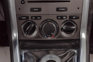 Внедорожник Opel Antara 2012 года, 989000 рублей, Челябинск