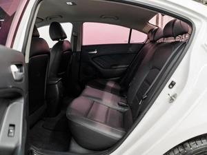 Хетчбэк Kia K3 2017 года, 1125000 рублей, Красноярск