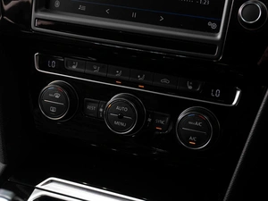 Универсал Volkswagen Passat 2015 года, 1879000 рублей, Тюмень