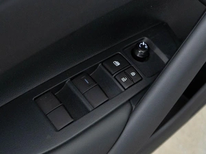 Внедорожник Toyota Corolla Cross, I Рестайлинг 2025 года, 3922900 рублей, Москва