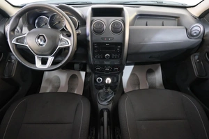 Внедорожник Renault Duster 2019 года, 1619000 рублей, Омск