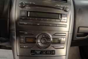 Хетчбэк Toyota Auris 2007 года, 739000 рублей, Челябинск