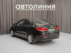 Седан Kia Rio 2016 года, 880000 рублей, Красноярск
