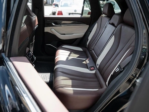 Внедорожник Geely Monjaro 2023 года, 3250000 рублей, Краснодар