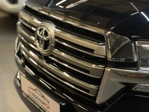 Внедорожник Toyota Land Cruiser 2019 года, 7997000 рублей, Красноярск