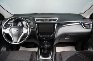 Внедорожник Nissan Qashqai 2017 года, 1759000 рублей, Тюмень