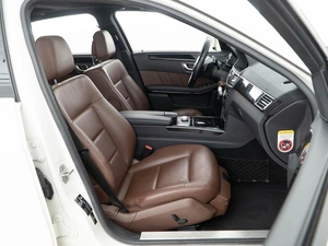 Седан Mercedes-benz E-класс 2012 года, 1700077 рублей, Москва