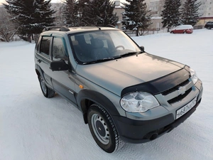 Внедорожник Chevrolet Niva 2010 года, 515000 рублей, Зеленогорск