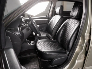 Хетчбэк Renault Sandero 2011 года, 665000 рублей, Красный Пахарь