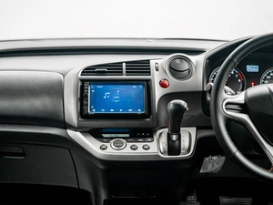 Минивэн Honda Stream 2010 года, 1170000 рублей, Красноярск