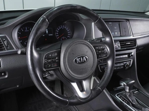 Седан Kia Optima 2017 года, 1810000 рублей, Ростов-на-Дону