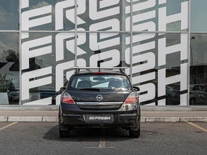 Хетчбэк Opel Astra 2013 года, 540000 рублей, Краснодар