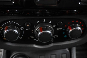 Внедорожник Renault Duster 2015 года, 1378000 рублей, Омск