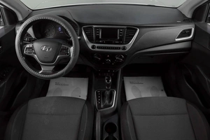 Седан Hyundai Solaris 2017 года, 779000 рублей, Челябинск