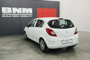 Хэтчбек Opel Corsa 2010 года, 715000 рублей, Курск