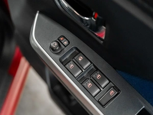 Хетчбэк Toyota Tank 2018 года, 1125000 рублей, Красноярск