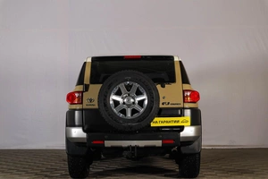 Внедорожник Toyota FJ Cruiser 2021 года, 5899000 рублей, Тюмень