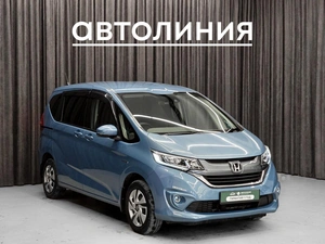 Минивэн Honda Freed 2017 года, 1325000 рублей, Красноярск