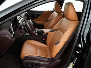 Седан Lexus ES 2021 года, 4618888 рублей, Москва