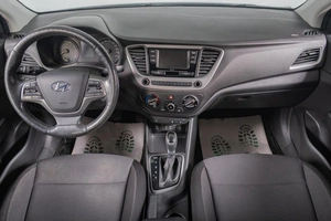 Седан Hyundai Solaris 2017 года, 1399000 рублей, Томск
