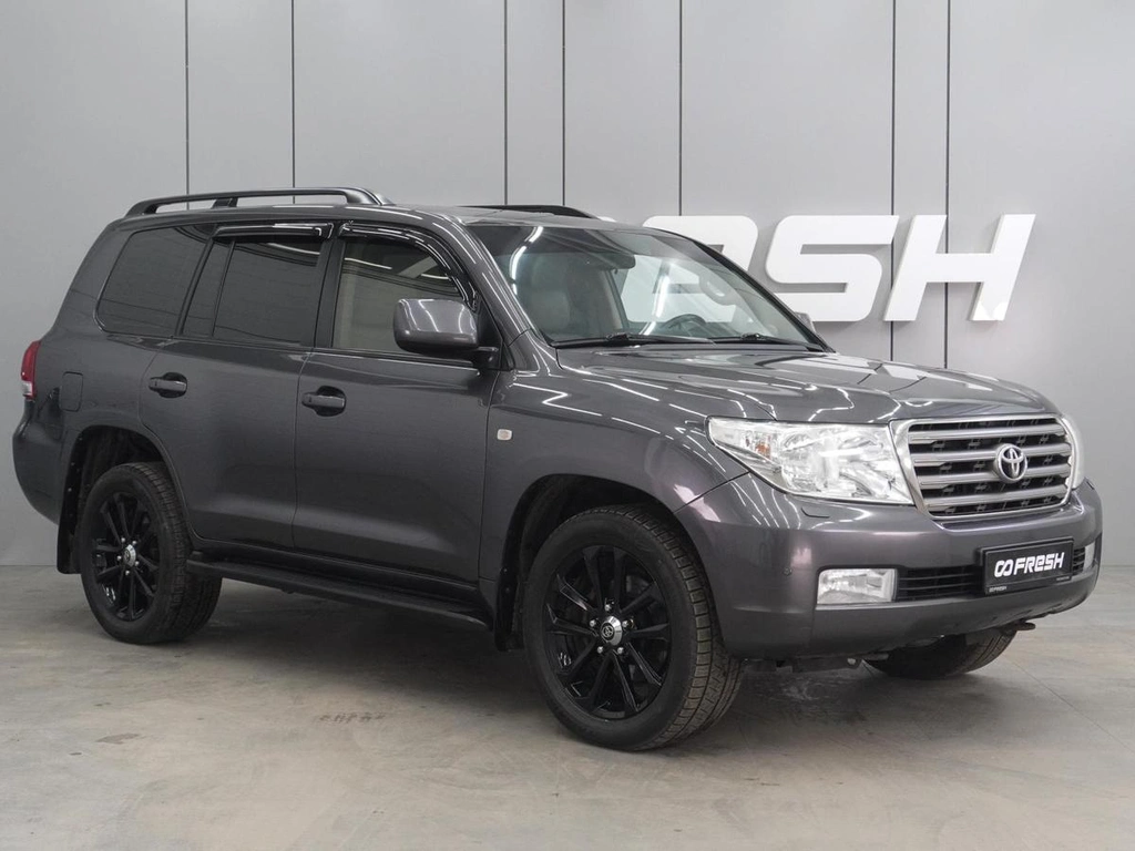 Внедорожник Toyota Land Cruiser 2011 года, 3199000 рублей, Воронеж