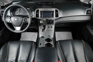 Внедорожник Toyota Venza 2013 года, 2299000 рублей, Тюмень