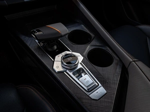 Лифтбек Changan UNI-V 2023 года, 2277000 рублей, Краснодар