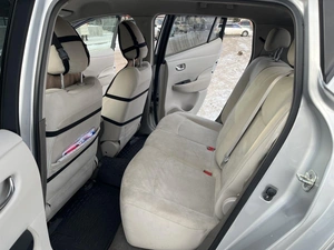 Хетчбэк Nissan Leaf 2012 года, 550000 рублей, Красноярск