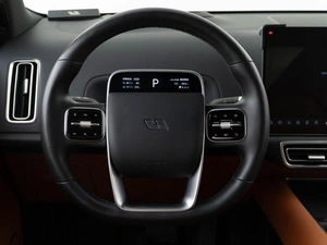 Внедорожник Li Auto L9 2023 года, 5995055 рублей, Москва