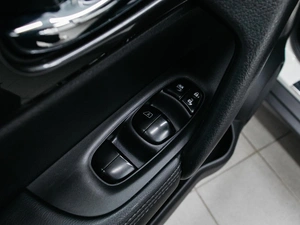 Внедорожник Nissan X-Trail 2019 года, 2499000 рублей, Красноярск