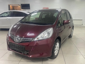 Хетчбэк Honda Fit 2012 года, 999000 рублей, Ачинск