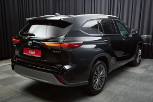 Внедорожник Toyota Highlander 2026 года, 5249000 рублей, Красноярск